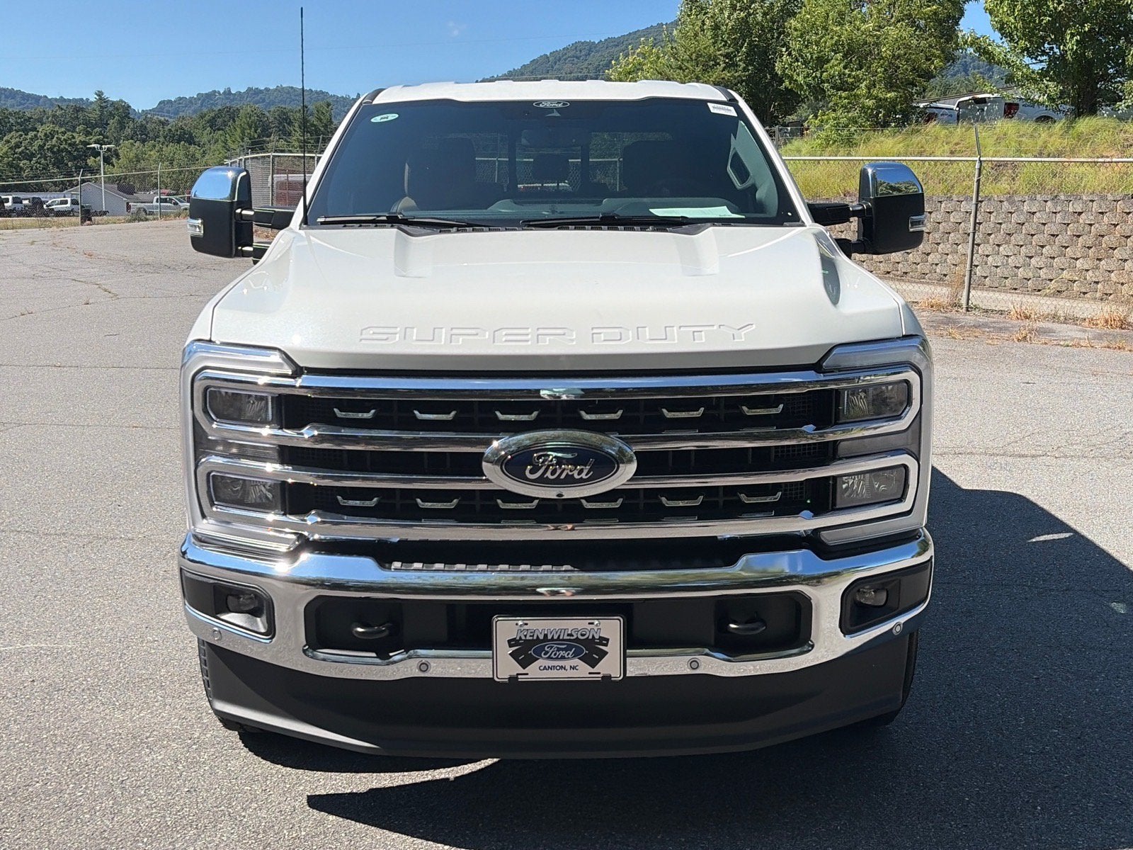 2026 Ford Super Duty F-250 SRW LARIAT
