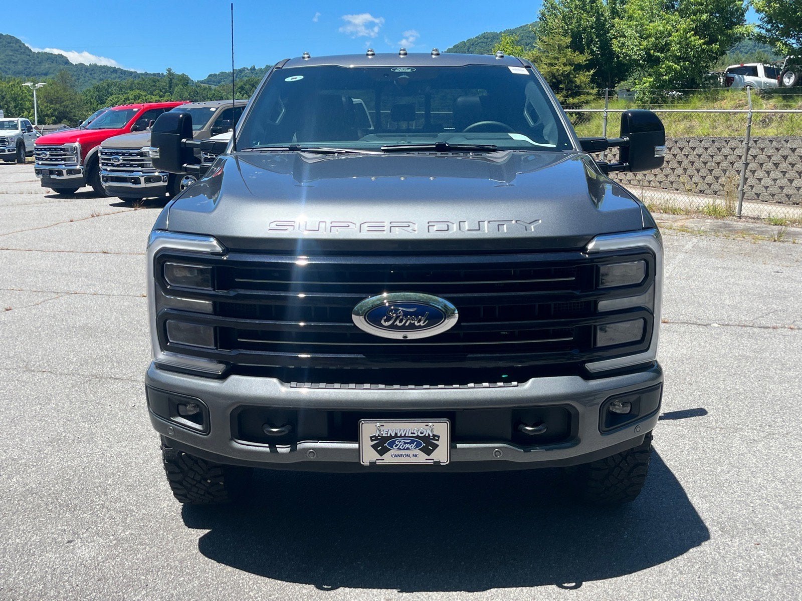 2026 Ford Super Duty F-350 SRW Platinum