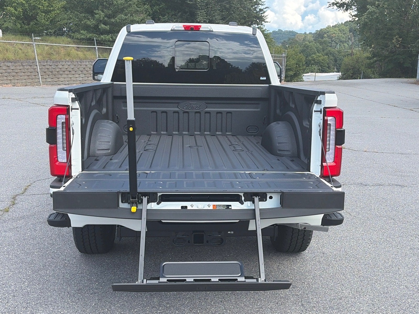 2026 Ford Super Duty F-350 SRW Platinum