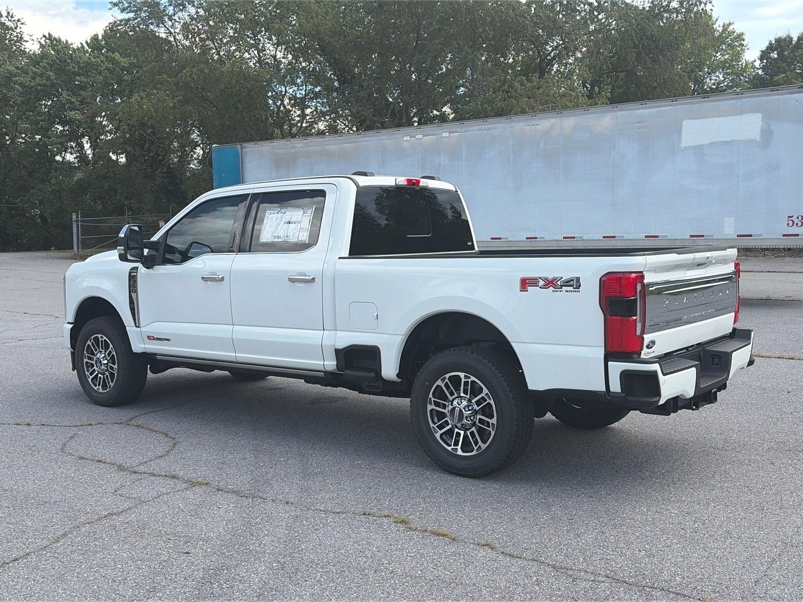 2026 Ford Super Duty F-350 SRW Platinum