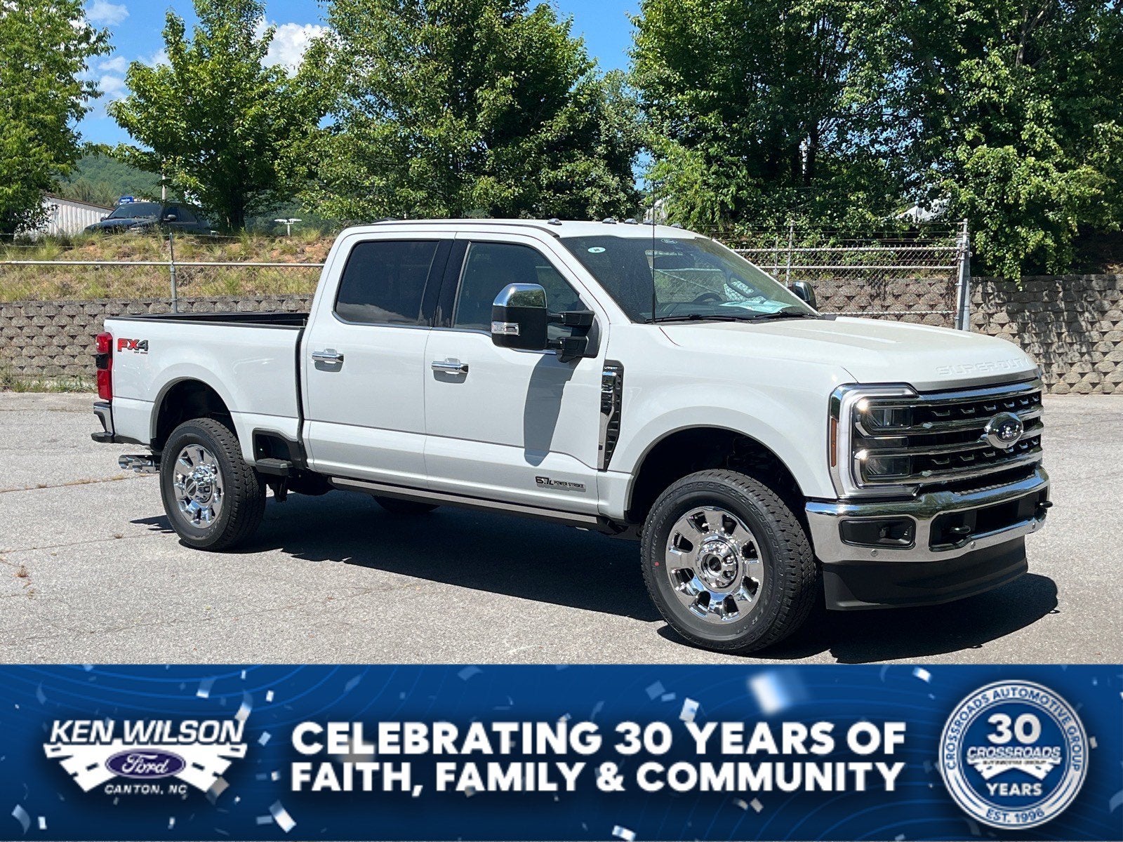2026 Ford Super Duty F-350 SRW LARIAT