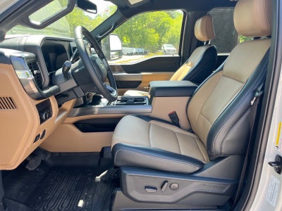 2026 Ford Super Duty F-350 SRW LARIAT