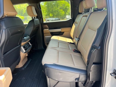 2026 Ford Super Duty F-350 SRW LARIAT
