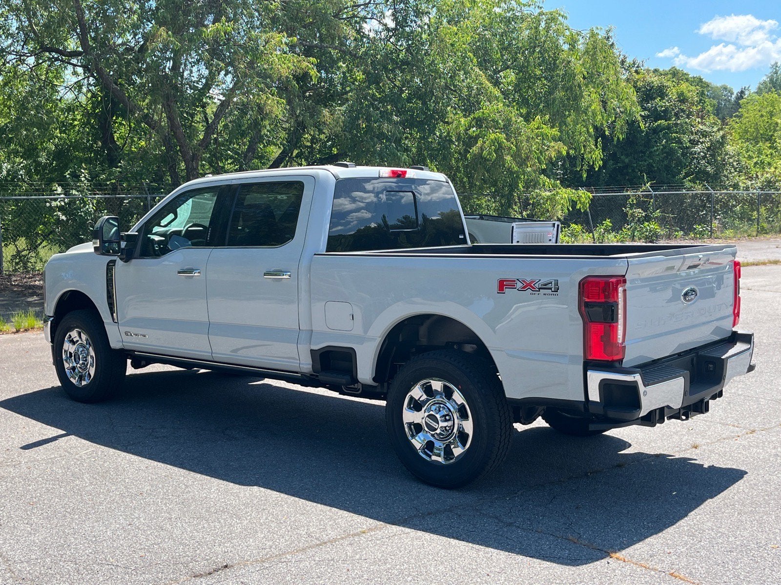 2026 Ford Super Duty F-350 SRW LARIAT