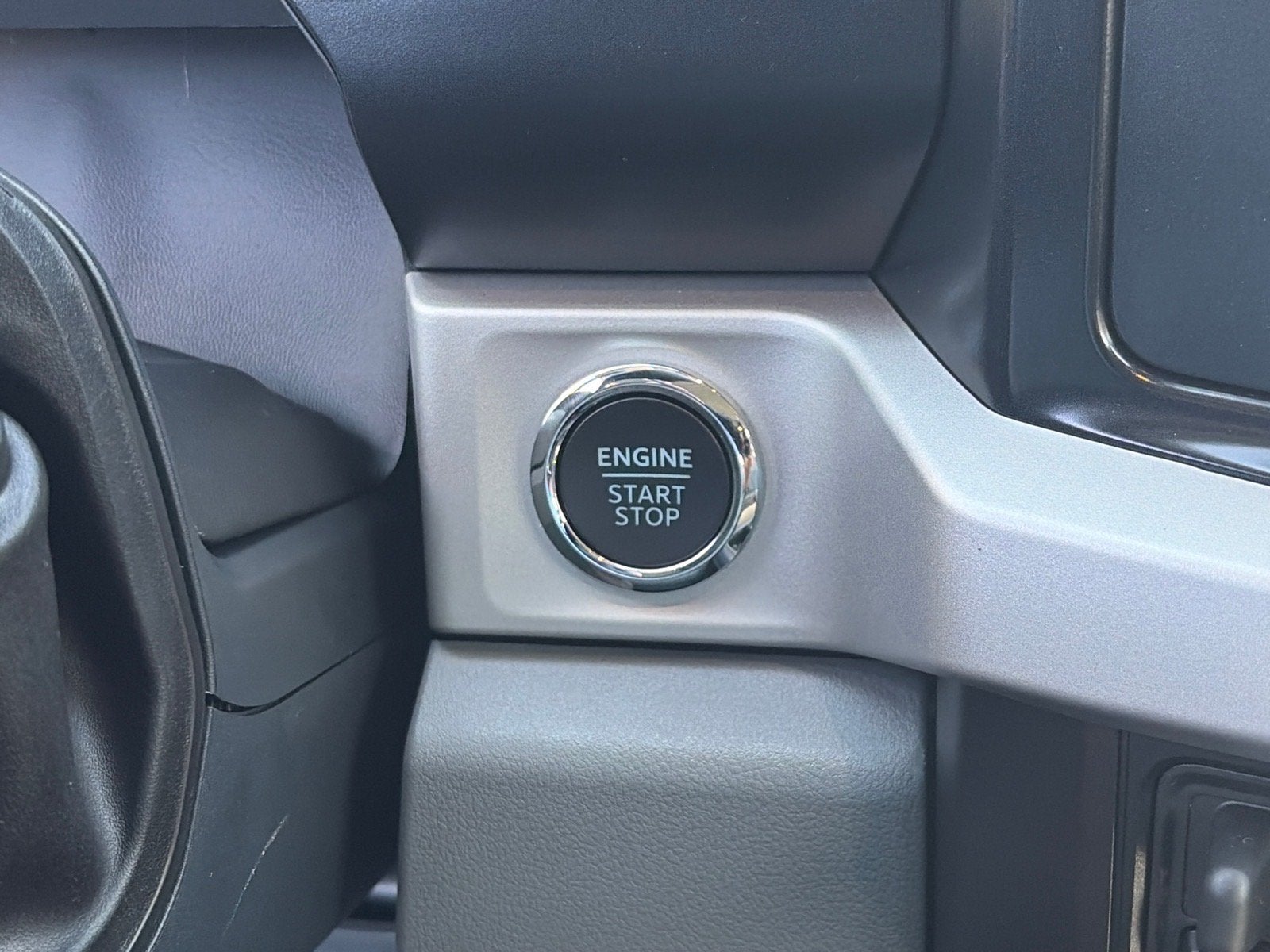 2027 Ford Super Duty F-350 DRW XLT DRW