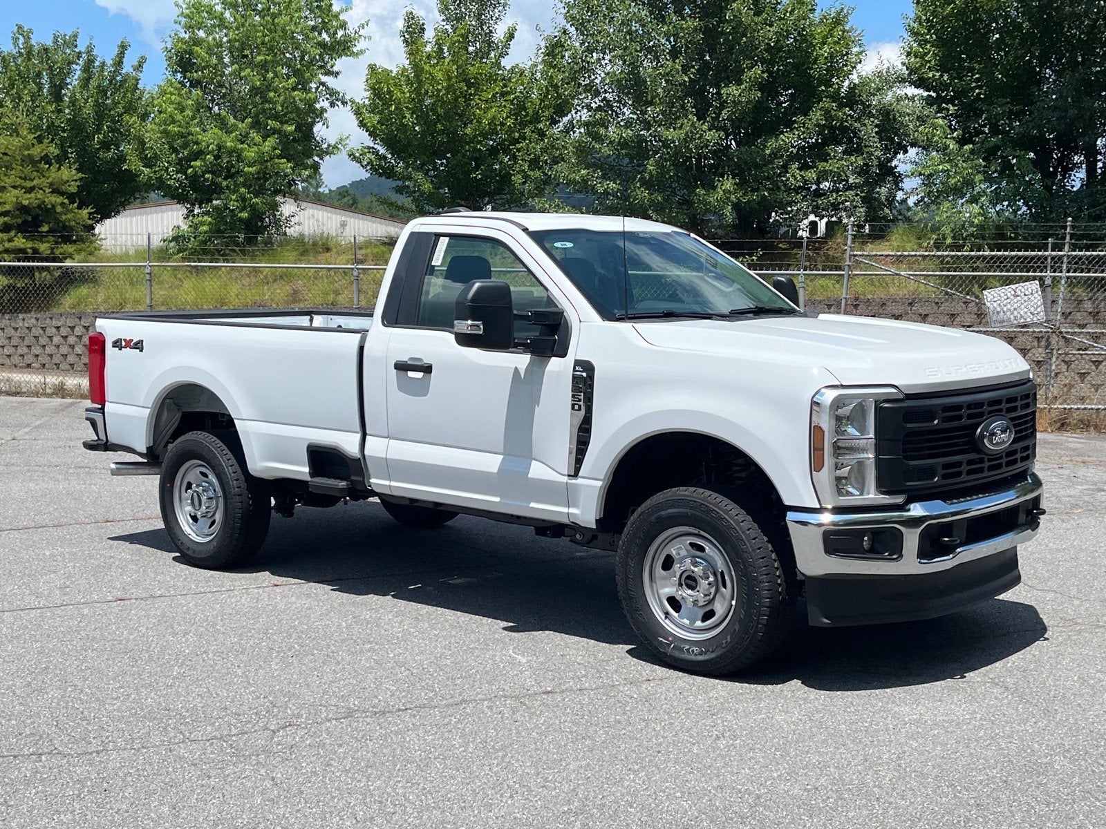 2026 Ford Super Duty F-350 SRW XL