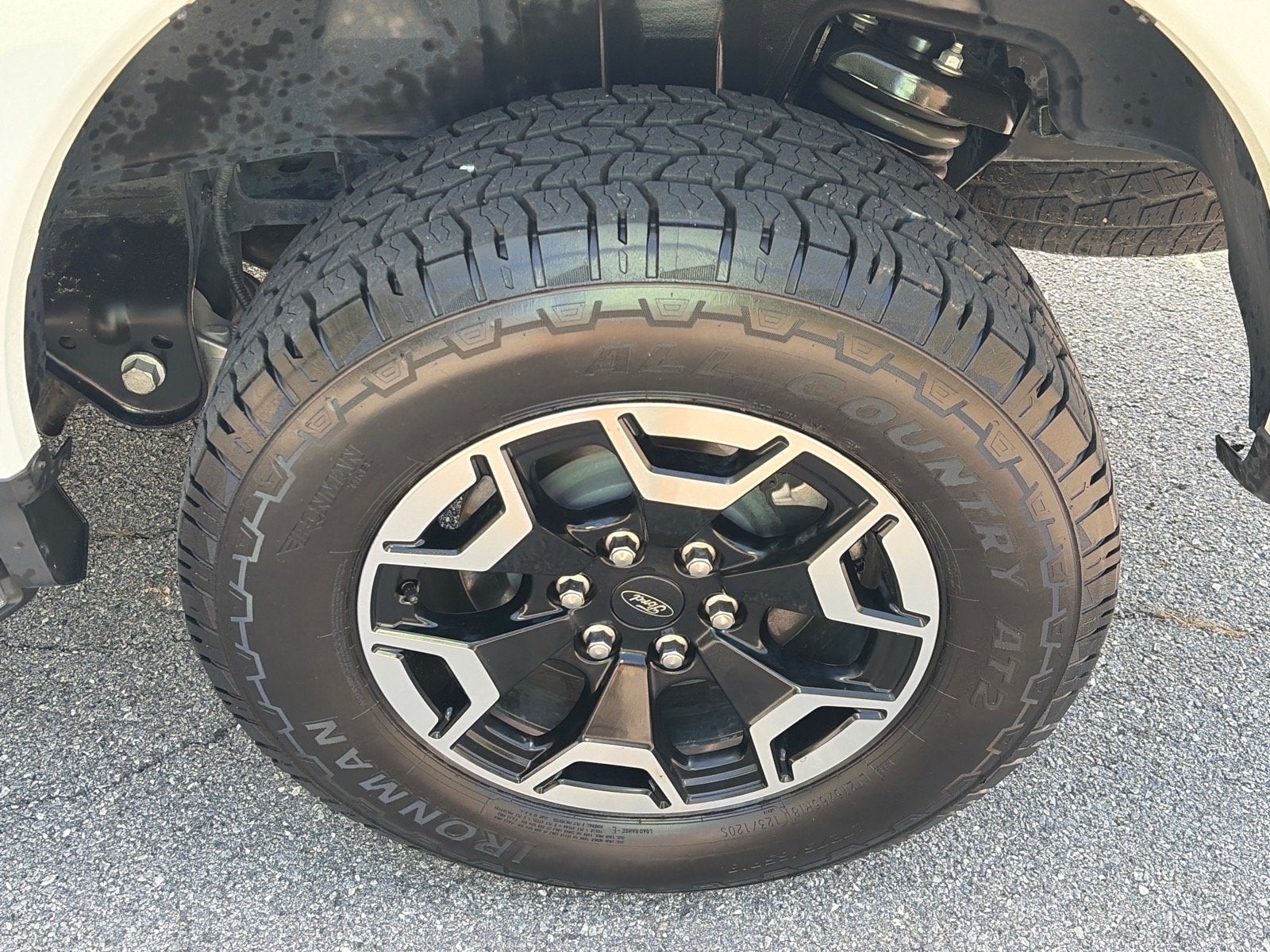 2023 Ford F-150 Lightning XLT