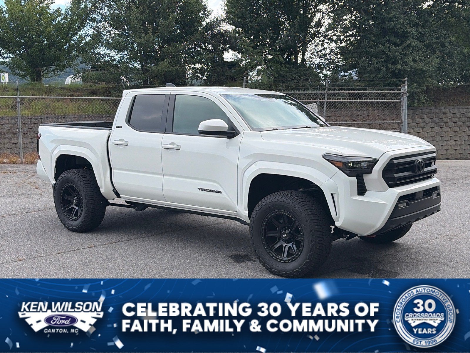 2026 Toyota Tacoma 4WD SR5