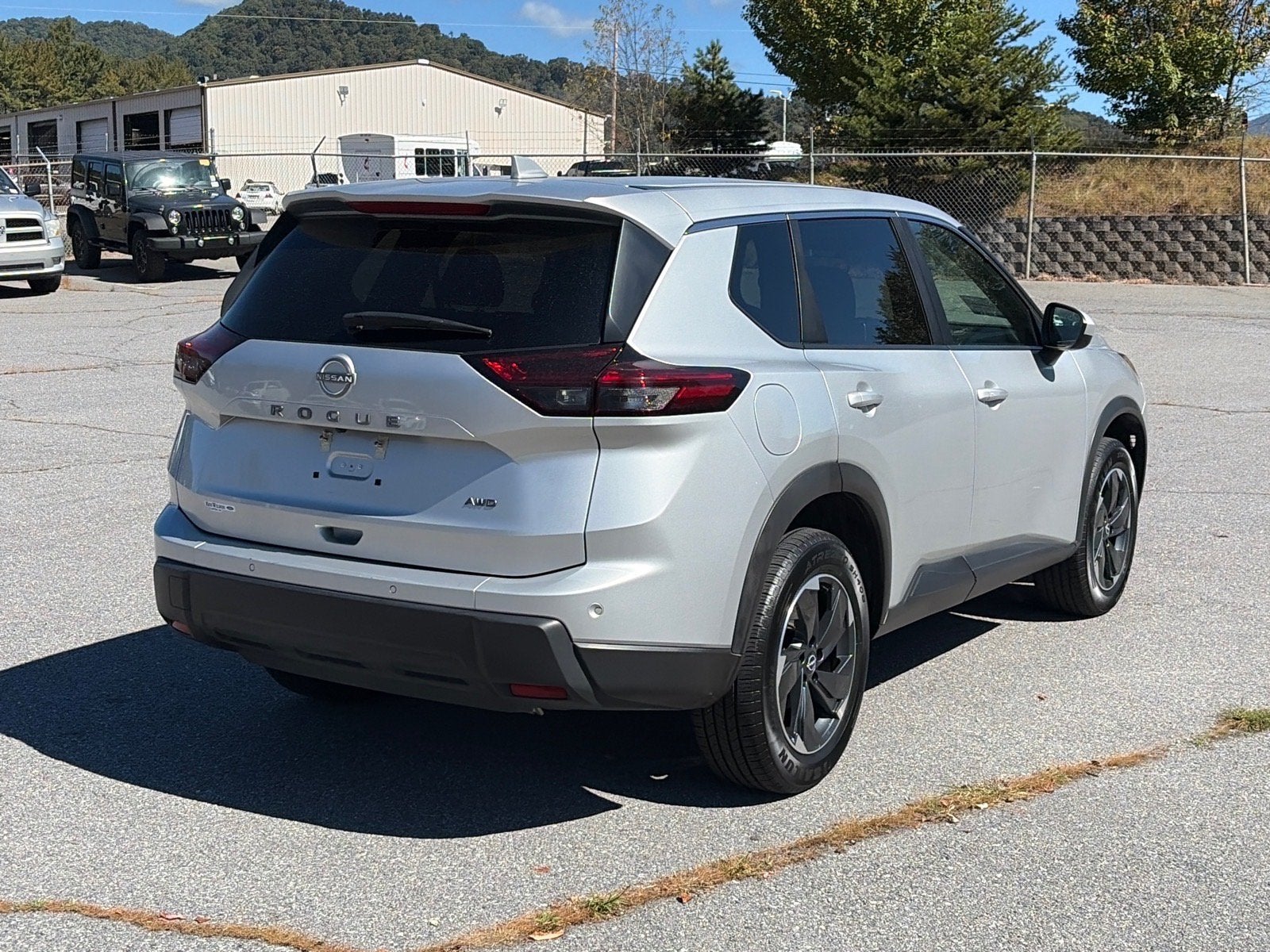 2025 Nissan Rogue SV